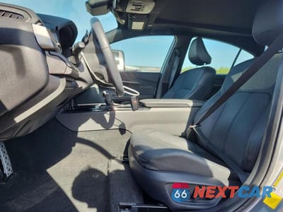 Zdjęcie 7 z 12 samochodu: 2025 TOYOTA CAMRY XSE VIN:4T1DAACK5SU591113 - miniatura