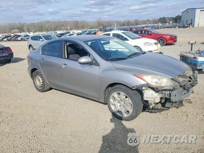 Czwarte zdjęcie samochodu z boku: 2011 MAZDA 3 VIN:JM1BL1UF0B1458512 - miniatura