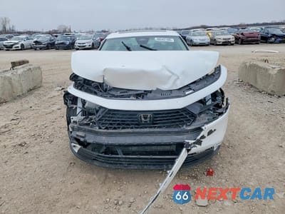 Piąte zdjęcie samochodu w środku: 2023 HONDA ACCORD EX VIN:1HGCY1F37PA028039 - miniatura