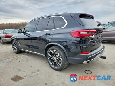 Drugie zdjęcie samochodu z przodu: 2021 BMW X5 XDRIVE45E VIN:5UXTA6C05M9F32422 - miniatura