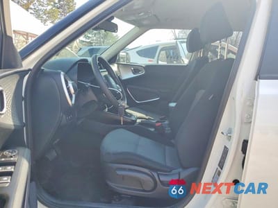 Zdjęcie 7 z 11 samochodu: 2023 KIA SOUL LX VIN:KNDJ23AU0P7876277 - miniatura