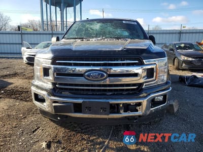 Piąte zdjęcie samochodu w środku: 2018 FORD F150 SUPERCREW VIN:1FTEW1EB5JFA81290 - miniatura