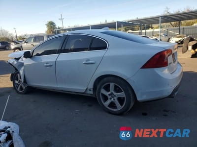 Drugie zdjęcie samochodu z przodu: 2012 VOLVO S60 T5 VIN:YV1622FS6C2118159 - miniatura