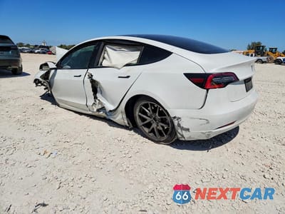 Drugie zdjęcie samochodu z przodu: 2022 TESLA MODEL 3 VIN:5YJ3E1EA8NF318818 - miniatura