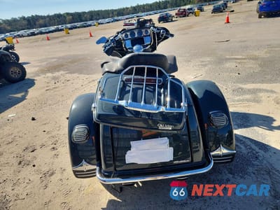 Czwarte zdjęcie samochodu z boku: 2020 HARLEY-DAVIDSON FLHTCUTG VIN:1HD1MAF11LB850516 - miniatura