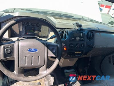 Zdjęcie 9 z 10 samochodu: 2010 FORD F550 SUPER DUTY VIN:1FDAF5GR2AEA60124 - miniatura