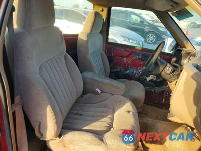 Zdjęcie 10 z 13 samochodu: 1999 CHEV S TRUCK S10 VIN:1GCCS1445XK140828 - miniatura