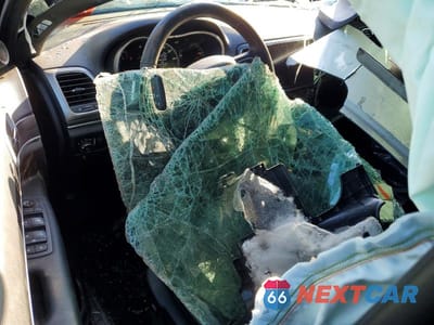 Zdjęcie 8 z 12 samochodu: 2021 JEEP GRAND CHEROKEE LIMITED VIN:1C4RJFBG6MC754980 - miniatura