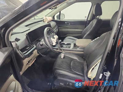 Zdjęcie 7 z 14 samochodu: 2025 KIA CARNIVAL LXS VIN:KNDNB5K39S6532321 - miniatura