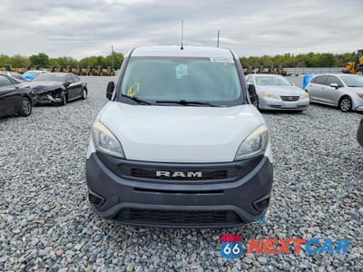 Piąte zdjęcie samochodu w środku: 2019 RAM PROMASTER CITY VIN:ZFBHRFAB0K6N59109 - miniatura