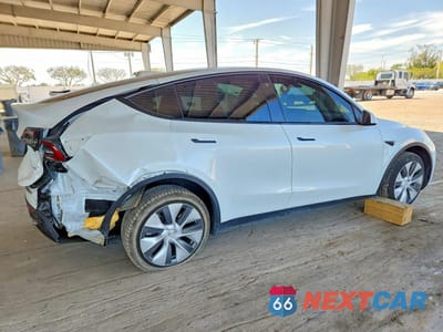 Trzecie zdjęcie samochodu z tyłu: 2023 TESLA MODEL Y VIN:7SAYGDEE4PA037705 - miniatura