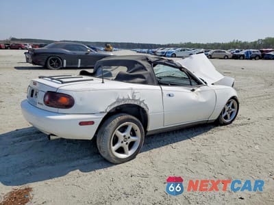 Trzecie zdjęcie samochodu z tyłu: 1990 MAZDA MX-5 MIATA VIN:JM1NA3518L0109753 - miniatura