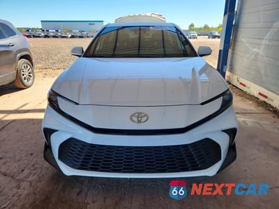 Piąte zdjęcie samochodu w środku: 2026 TOYOTA CAMRY SE VIN:4T1DBADK6TU549837 - miniatura