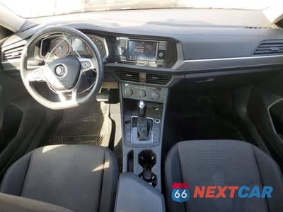 Zdjęcie 8 z 12 samochodu: 2019 VOLKSWAGEN JETTA S VIN:3VWC57BU8KM115868 - miniatura