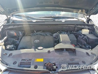 Zdjęcie 11 z 11 samochodu: 2018 TOYOTA HIGHLANDER LE PLUS VIN:5TDZZRFH1JS240252 - miniatura