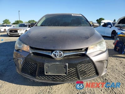 Piąte zdjęcie samochodu w środku: 2016 TOYOTA CAMRY SE VIN:4T1BF1FKXGU204860 - miniatura