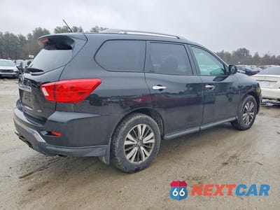 Trzecie zdjęcie samochodu z tyłu: 2017 NISSAN PATHFINDER S VIN:5N1DR2MM3HC696648 - miniatura