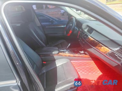 Piąte zdjęcie samochodu w środku: 2011 BMW X5 XDRIVE35I VIN:5UXZV4C50BL742356 - miniatura