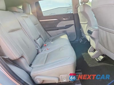 Zdjęcie 11 z 14 samochodu: 2019 TOYOTA HIGHLANDER HYBRID XLE VIN:5TDJGRFH1KS054036 - miniatura