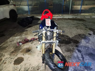 Drugie zdjęcie samochodu z przodu: 2005 SUZUKI GSX-R600 K VIN:JS1GN7CA452116191 - miniatura