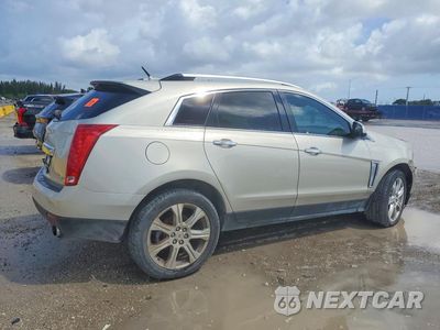 Trzecie zdjęcie samochodu z tyłu: 2014 CADILLAC SRX PERFORMANCE COLLECTION VIN:3GYFNCE36ES522013 - miniatura