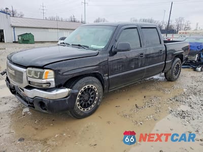 2005 GMC NEW SIERRA C1500 2GTEC13T551397614 - główne zdjęcie licytacji z USA - miniatura