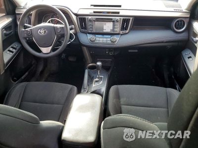 Zdjęcie 8 z 14 samochodu: 2015 TOYOTA RAV4 XLE VIN:2T3WFREV2FW207754 - miniatura