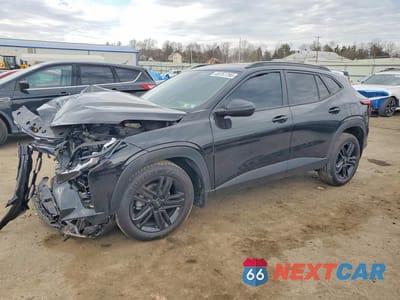 2025 CHEVROLET TRAX ACTIV KL77LKEP3SC220254 - główne zdjęcie licytacji z USA - miniatura