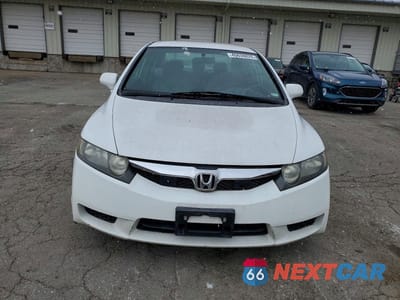 Piąte zdjęcie samochodu w środku: 2010 HONDA CIVIC GX VIN:19XFA4F5XAE000274 - miniatura