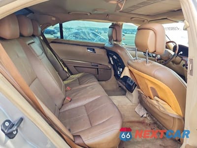 Zdjęcie 10 z 11 samochodu: 2007 MERCEDES-BENZ S 550 VIN:WDDNG71X17A144818 - miniatura