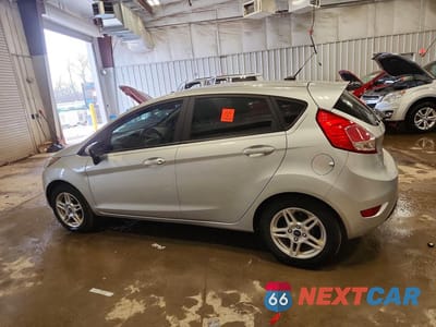 Drugie zdjęcie samochodu z przodu: 2017 FORD FIESTA SE VIN:3FADP4EJ7HM112704 - miniatura