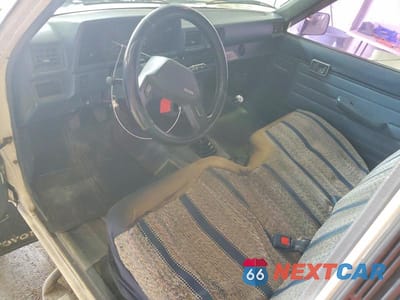 Zdjęcie 8 z 11 samochodu: 1987 TOYOTA PICKUP BASE VIN:JT4RN63R8H0178188 - miniatura