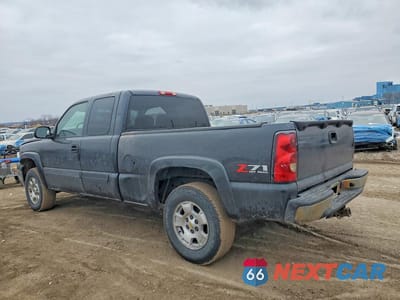 Drugie zdjęcie samochodu z przodu: 2005 CHEVROLET SILVERADO K1500 VIN:2GCEK19T151220679 - miniatura