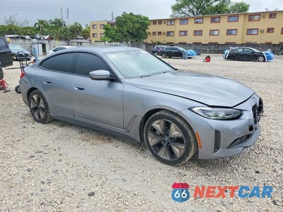 Czwarte zdjęcie samochodu z boku: 2023 BMW I4 EDRIVE 35 VIN:WBY43AW06PFP45038 - miniatura