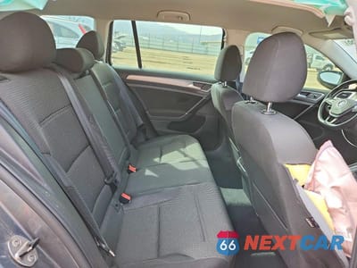 Zdjęcie 10 z 12 samochodu: 2017 VOLKSWAGEN GOLF SPORTWAGEN S VIN:3VW017AU6HM511645 - miniatura