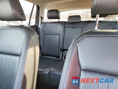 Zdjęcie 10 z 12 samochodu: 2022 VOLKSWAGEN TIGUAN SE VIN:3VV2B7AX3NM022877 - miniatura