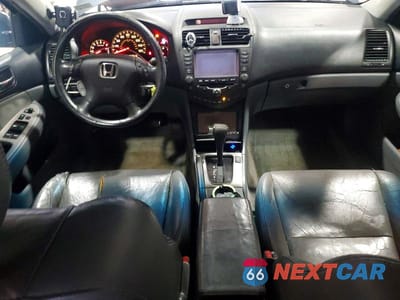Zdjęcie 8 z 11 samochodu: 2005 HONDA ACCORD EX VIN:1HGCM66815A030838 - miniatura