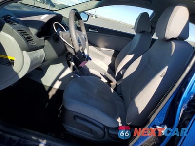 Zdjęcie 7 z 12 samochodu: 2017 HYUNDAI ACCENT VALUE EDITION VIN:KMHCT4AE3HU255442 - miniatura