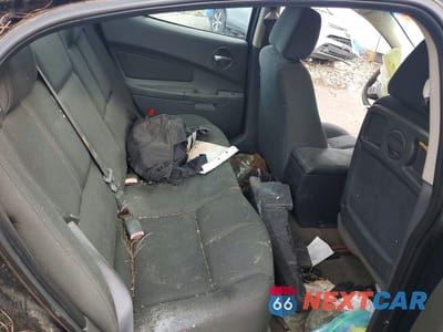 Zdjęcie 10 z 12 samochodu: 2004 PONTIAC GRAND PRIX GT2 VIN:2G2WS522241286433 - miniatura