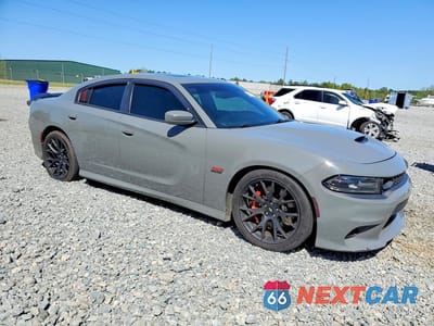 Czwarte zdjęcie samochodu z boku: 2019 DODGE CHARGER SCAT PACK VIN:2C3CDXGJ7KH579757 - miniatura