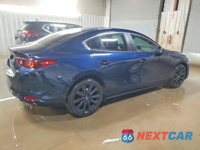 Trzecie zdjęcie samochodu z tyłu: 2024 MAZDA 3 SELECT SPORT VIN:3MZBPABM6RM429824 - miniatura