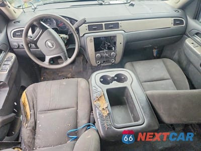 Zdjęcie 8 z 13 samochodu: 2013 CHEVROLET TAHOE SPECIAL VIN:1GNSK2E07DR219473 - miniatura