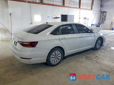 Trzecie zdjęcie samochodu z tyłu: 2019 VOLKSWAGEN JETTA S VIN:3VWC57BU1KM017930 - miniatura