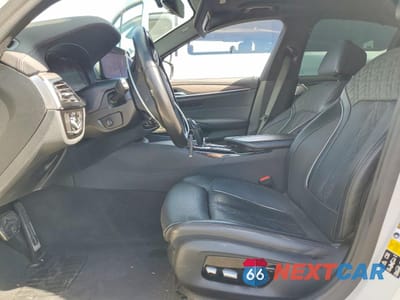 Zdjęcie 7 z 13 samochodu: 2022 BMW M550XI VIN:WBA13BK06NCJ61900 - miniatura