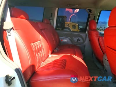 Zdjęcie 11 z 13 samochodu: 1995 GMC YUKON VIN:1GKEK13K8SJ766532 - miniatura