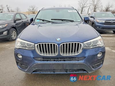 Piąte zdjęcie samochodu w środku: 2016 BMW X3 VIN:5UXWX9C5XG0D70689 - miniatura