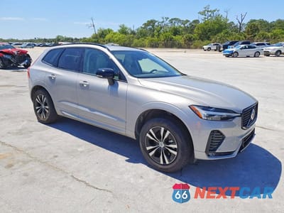 Czwarte zdjęcie samochodu z boku: 2025 VOLVO XC60 CORE VIN:YV4M12RJXS1133073 - miniatura