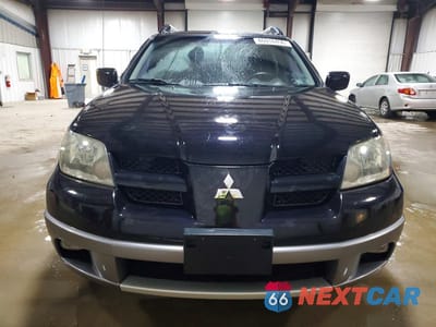 Piąte zdjęcie samochodu w środku: 2004 MITSUBISHI OUTLANDER XLS VIN:JA4LX41F64U034388 - miniatura