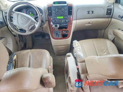 Zdjęcie 8 z 13 samochodu: 2007 KIA SEDONA BASE VIN:KNDMB233076173859 - miniatura
