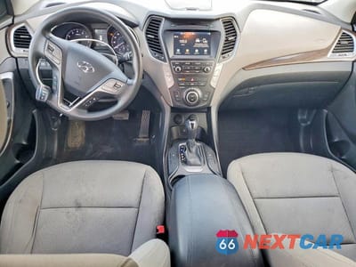 Zdjęcie 8 z 12 samochodu: 2018 HYUNDAI SANTA FE SPORT 2.4L VIN:5NMZU3LB1JH104931 - miniatura